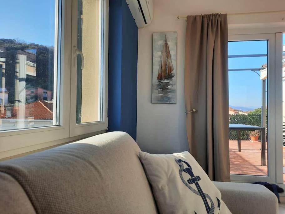 La Terrazza Sul Golfo Dei Poeti Con Vista Mare Apartment Pitelli Luaran gambar
