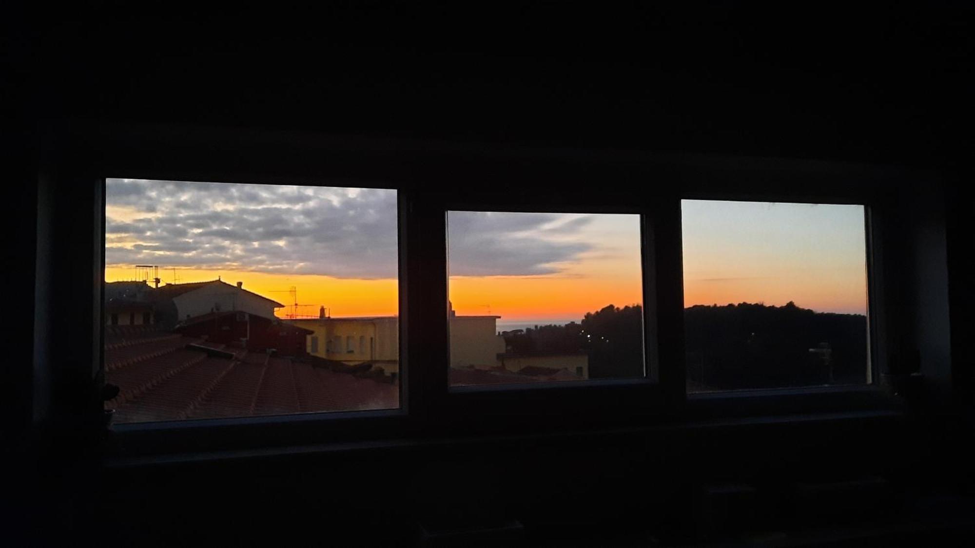 La Terrazza Sul Golfo Dei Poeti Con Vista Mare Apartment Pitelli Luaran gambar